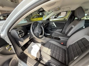 Citroen C4 HATCHBACK 5 usi Plus HYBRID 145 Cp automat - imagine 5