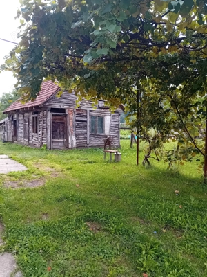 Casă de vânzare în Săvârșin   91 mp utili + teren generos! - imagine 2