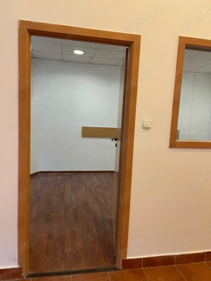 Spațiu Comercial de Închiriat   Locație Excelentă, Vizibilitate Maximă - imagine 4 Spațiu Comercial de Închiriat   Locație Excelentă, Vizibilitate Maximă - imagine 4