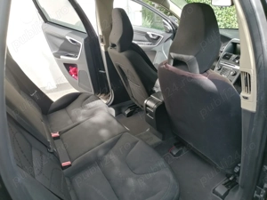 Volvo XC60 - imagine 10