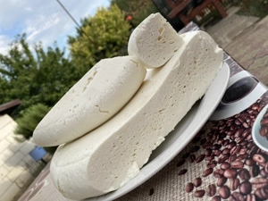 Vând brânză de capră 
