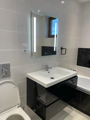 Apartament cu 3 camere de inchiriat in zona Olimpia