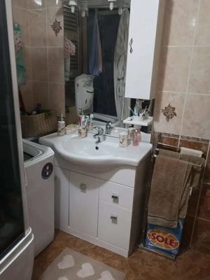 Apartament cu 3 camere de inchiriat in zona Complexul Studentesc