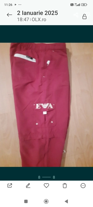 Pantalonii treisferturi Emporio Armani