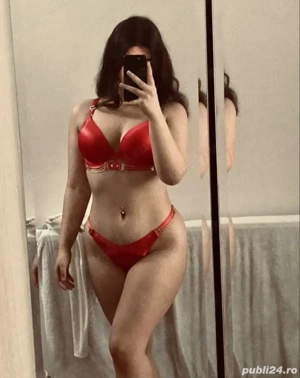 Buna ma numesc Alexandra fac si deplasari 