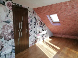 Casa  de vânzare - imagine 2