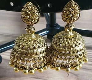 Vand cercei aurii model indian