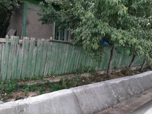 Teren și casa la tara