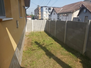 casă de vinzare - imagine 8