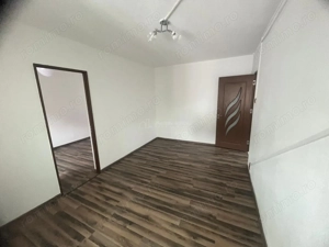 Caransebes, 3 Camere, Zona Nord - imagine 12