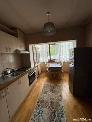 Închiriez apartament