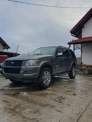 Ford Explorer 4.6 i an 2007