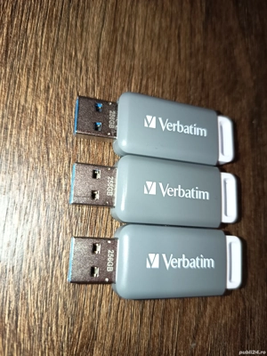 Verbatim Stick USB DataBar, 256 GB, USB 2.0 (Gri)  Am 3 bucati, poze reale, au fost folosite doar de - imagine 2