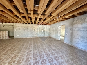 Casă sau Spatiu Dumbraveni langa DN E85 - imagine 12