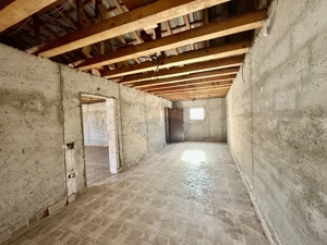 Casă sau Spatiu Dumbraveni langa DN E85 - imagine 9