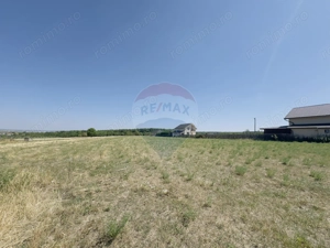 Teren 2,841mp Apateu / Strada Principala langa Biserica Ortodoxa - imagine 4