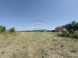 Teren 2,841mp Apateu / Strada Principala langa Biserica Ortodoxa - imagine 15