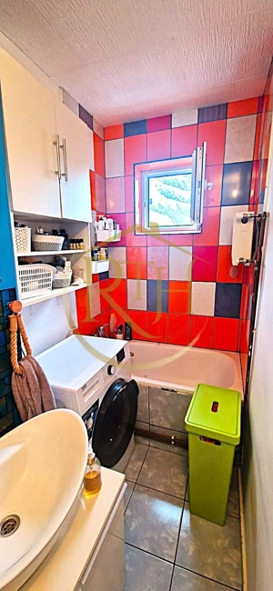 Vand apartament cu 4 camere in zona spitalul judetean,comision ,,0'' - imagine 19