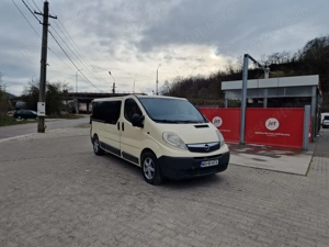 Opel Vivaro Renault Trafic 2.0 dCi modelul lung AC