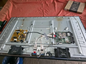 Dezmembrez tv LG 55uq75003lf