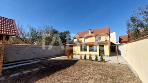 Casa individuala de vanzare 135 mp utili 500 mp teren Lazaret Sibiu - imagine 2