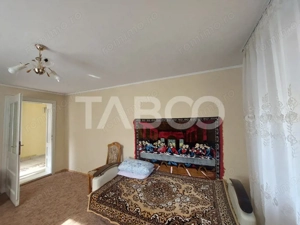 Casa individuala de vanzare cu teren de 1108 mp in Sacel Sibiu - imagine 5