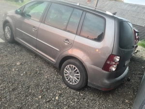 Touran 2.0d 5 locuri