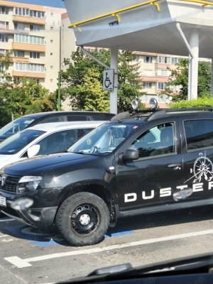 Caut loc de muncă permis cat B 