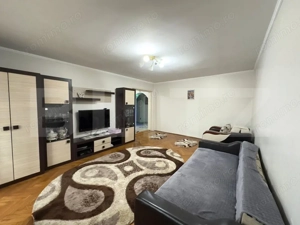 Apartament de închiriat cu 3 camere decomandat, 81 mp - zona Cetate