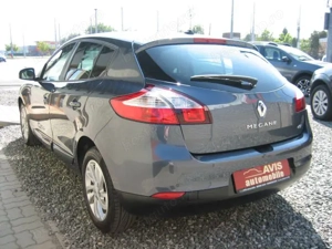 Renault Megane 1.5 dCi 110 CP 2015 Limited,Facelift,Navigatie,Touchscreen,Bluetooth,PDC,Jante 16". - imagine 4