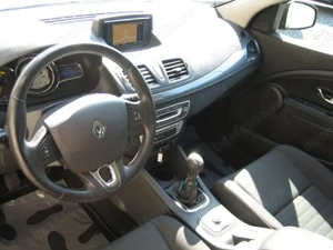 Renault Megane 1.5 dCi 110 CP 2015 Limited,Facelift,Navigatie,Touchscreen,Bluetooth,PDC,Jante 16". - imagine 8