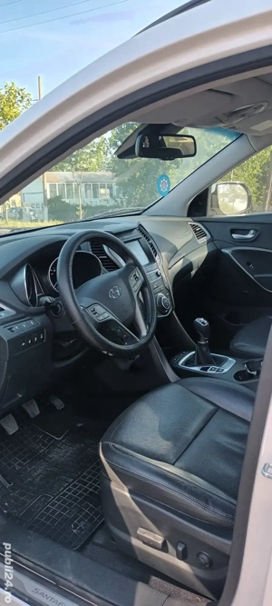 vand hyundai santa fe - imagine 4