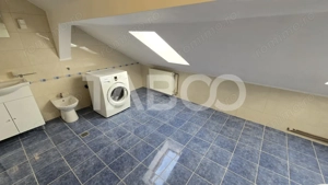 Apartament de vanzare 3 camere luminoase si balcon in zona Tilisca   - imagine 10