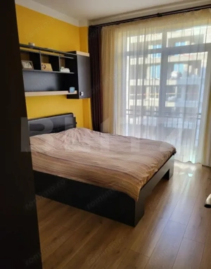 Apartament cu 3 camere de vanzare, zona Sopor - imagine 2