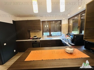 Vila superba, renovata recent, 145 mp construiti, 262 mp de curte amenajata, CHIAJNA - imagine 13