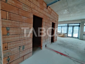 Spatiu comercial open space generos stradal cu vitrine Turnisor Sibiu - imagine 7