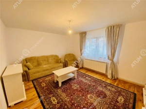 Casa renovata cu 2 camere si curte libera de 118 mp in zona Lazaret - imagine 6