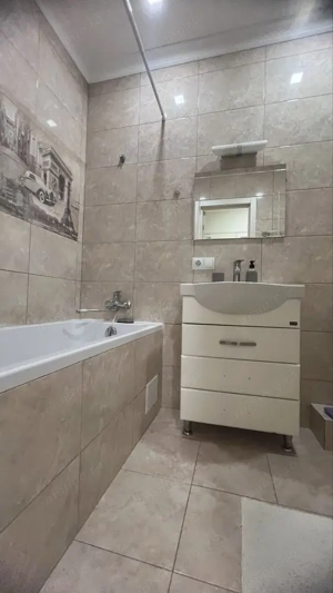 Garsoniera in zona Modern - imagine 5