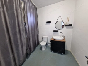 Resita CHIRIE Cladire P+2 Zona Centrala - imagine 12