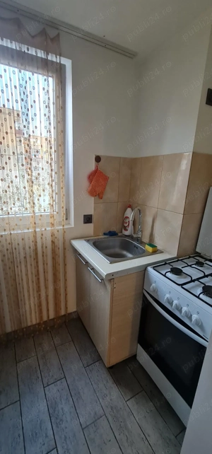 Inchiriez apartament 3 camere - imagine 5 Inchiriez apartament 3 camere - imagine 5