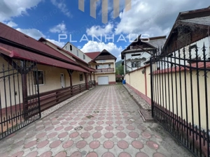 Casă Tăutii de Sus ,la drum principal pozitie excelentă ,462 mp teren - imagine 2