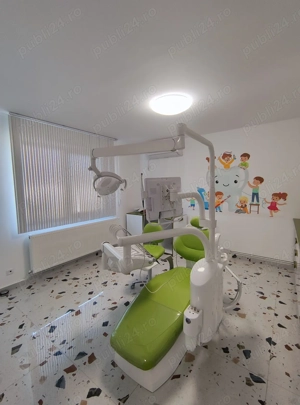 Pachet complet: 2 unituri dentare + 2 scaune medic + compresor   stare excelenta