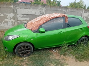 Mazda 2 an fabricație. 2009 - imagine 3