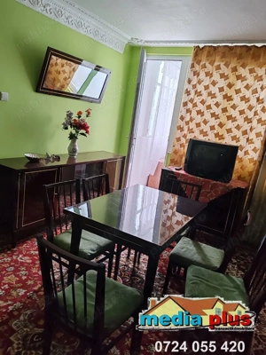 De vânzare   apartament cu 3 camere, zona Judecătoria Galați (Țiglina I) - imagine 2