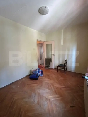 Apartament cu 4 camere, 82 mp, zona Dambu