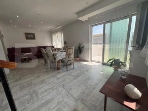 Duplex 5 camere, 148 mp, 198 teren, zona Terra - imagine 3 Duplex 5 camere, 148 mp, 198 teren, zona Terra - imagine 3