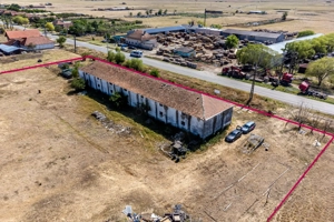 Proprietate ideală pentru atelier sau mică afacere în Zărand!