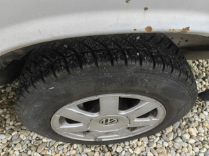 De vânzare transporter t4 cu 6 locuri