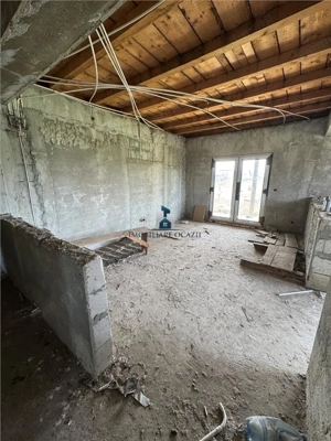 Casa Com. Berceni Parter la Rosu - imagine 7