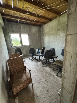 Casa Com. Berceni Parter la Rosu - imagine 11